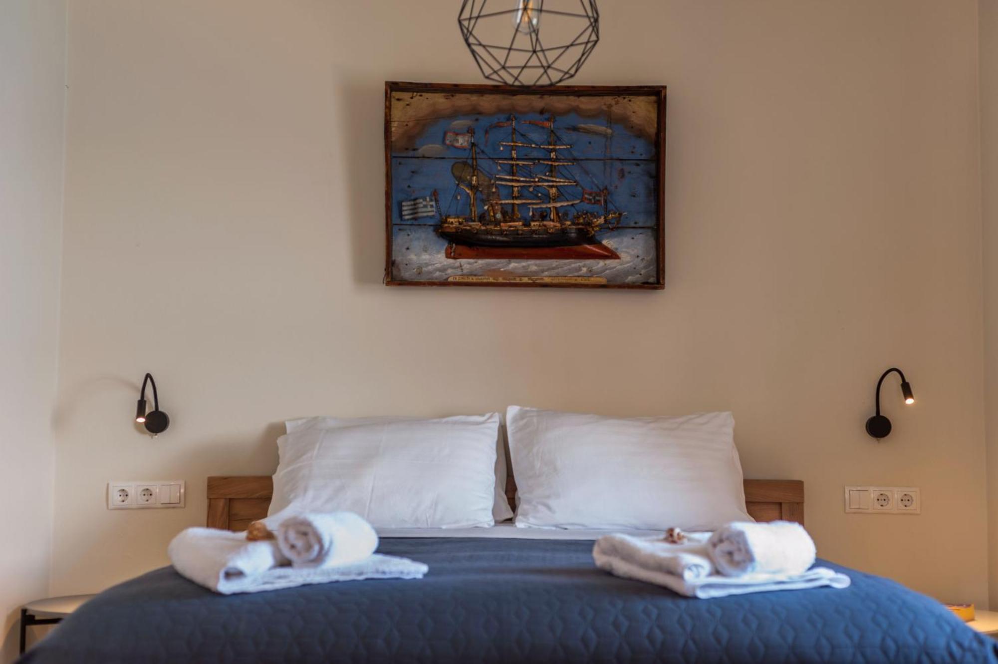 Porphyra Studio Chalki Town Room photo